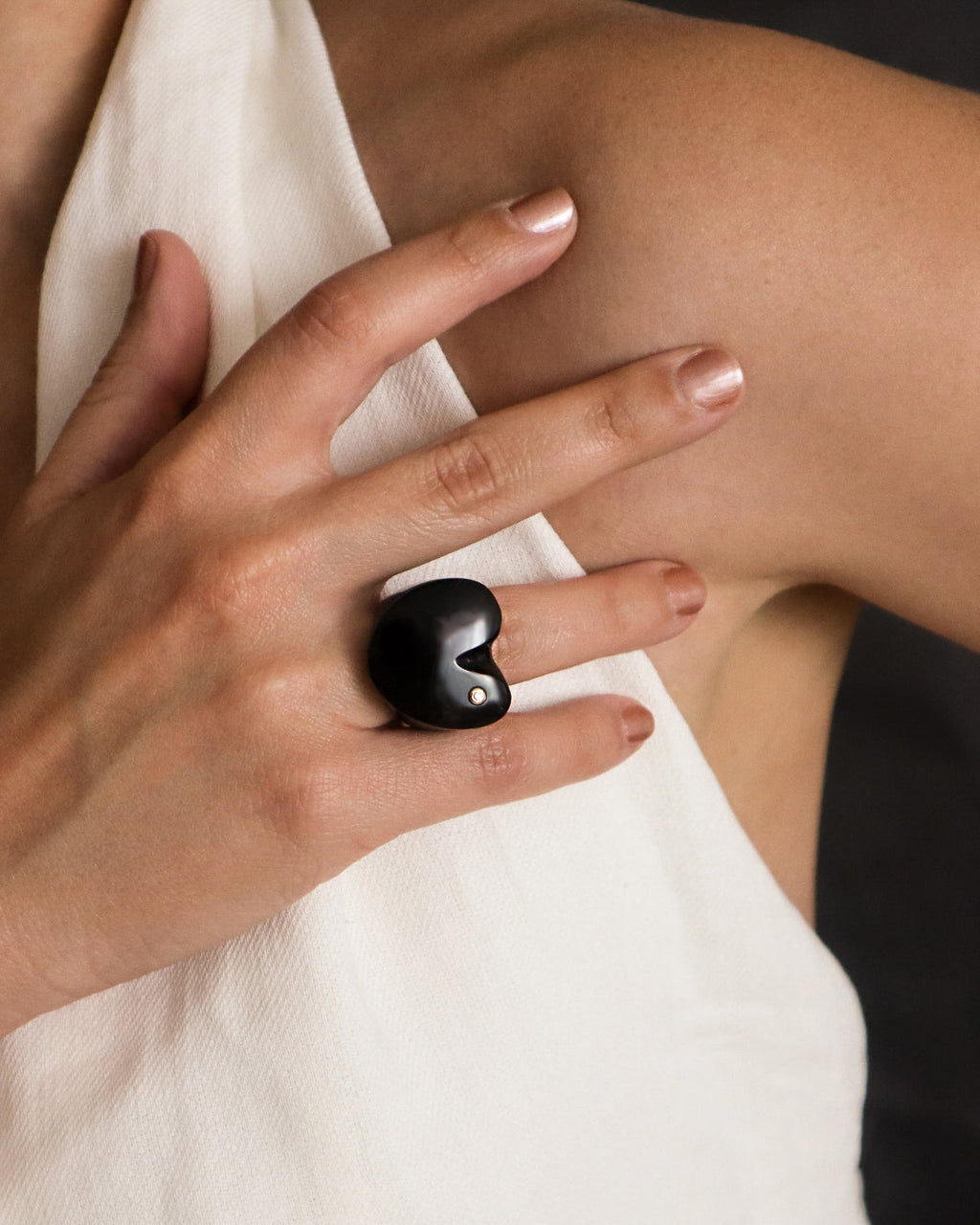 Onyx Hoya ring