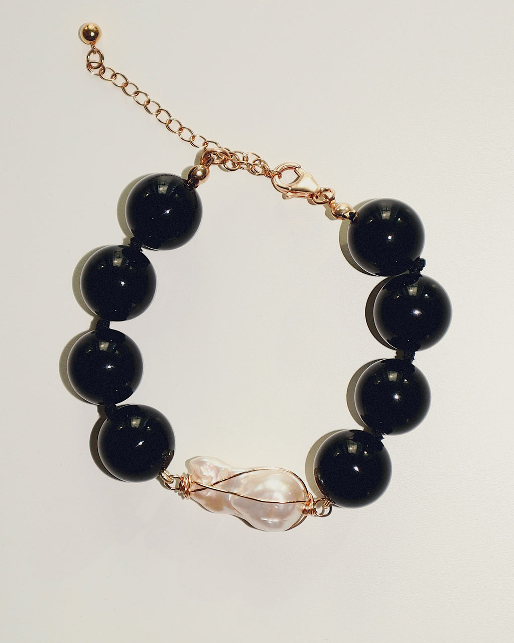 Onyx Baroque bracelet