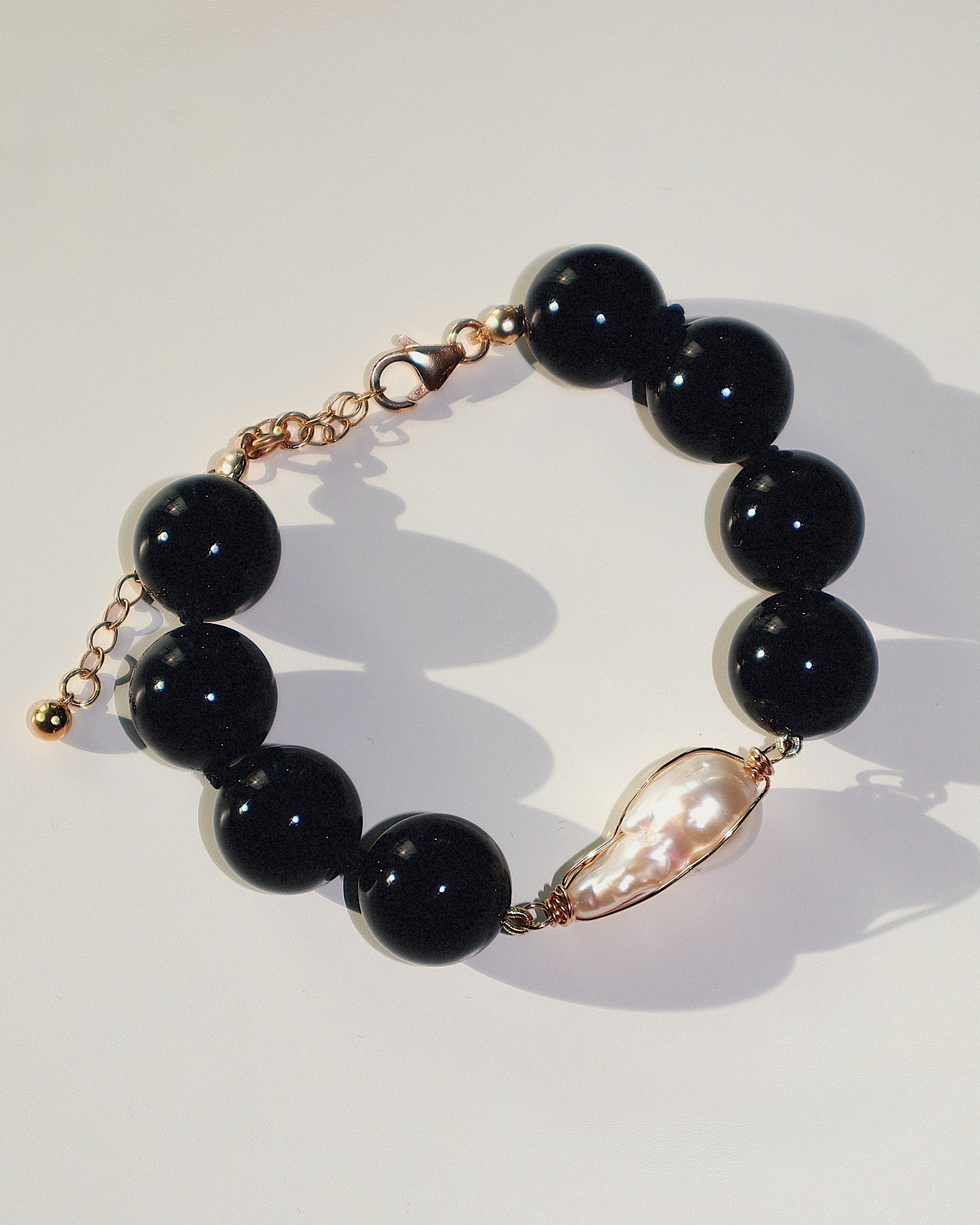 Onyx Baroque bracelet