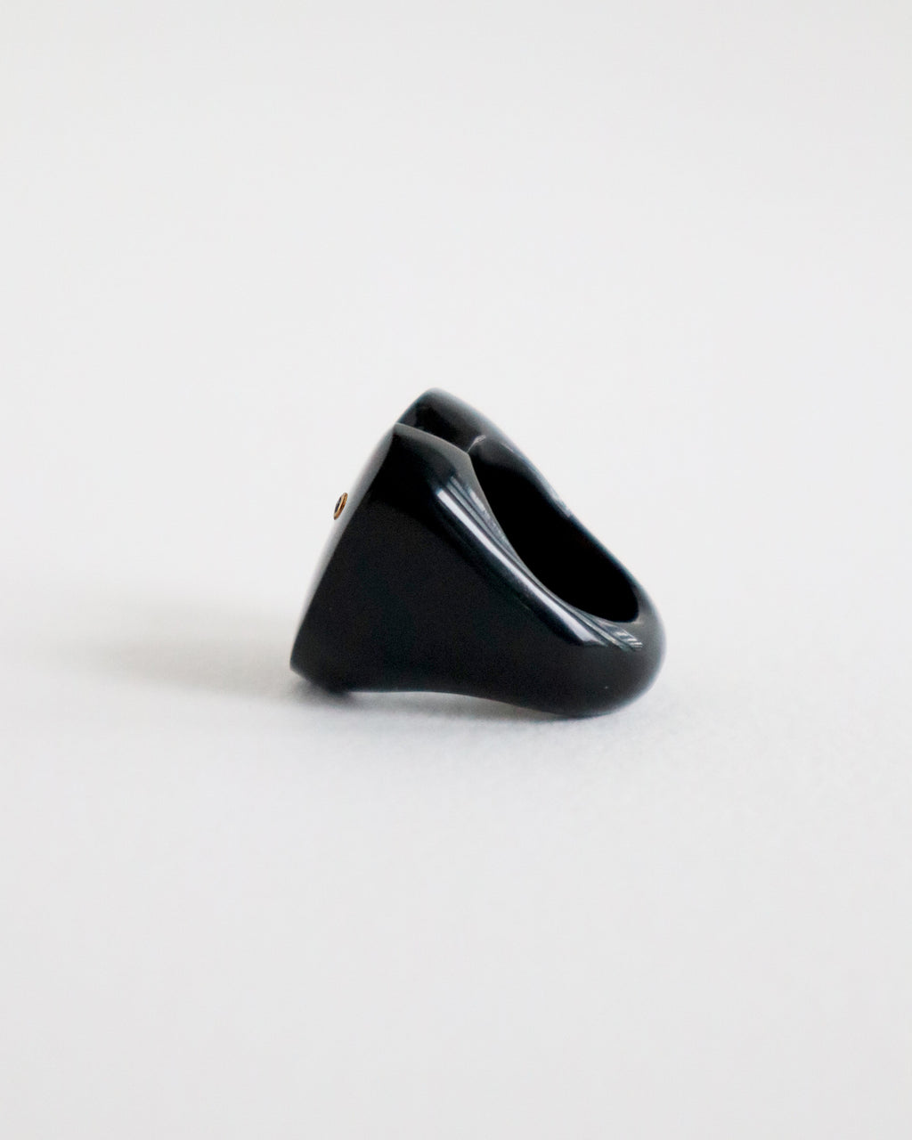 Onyx Hoya ring