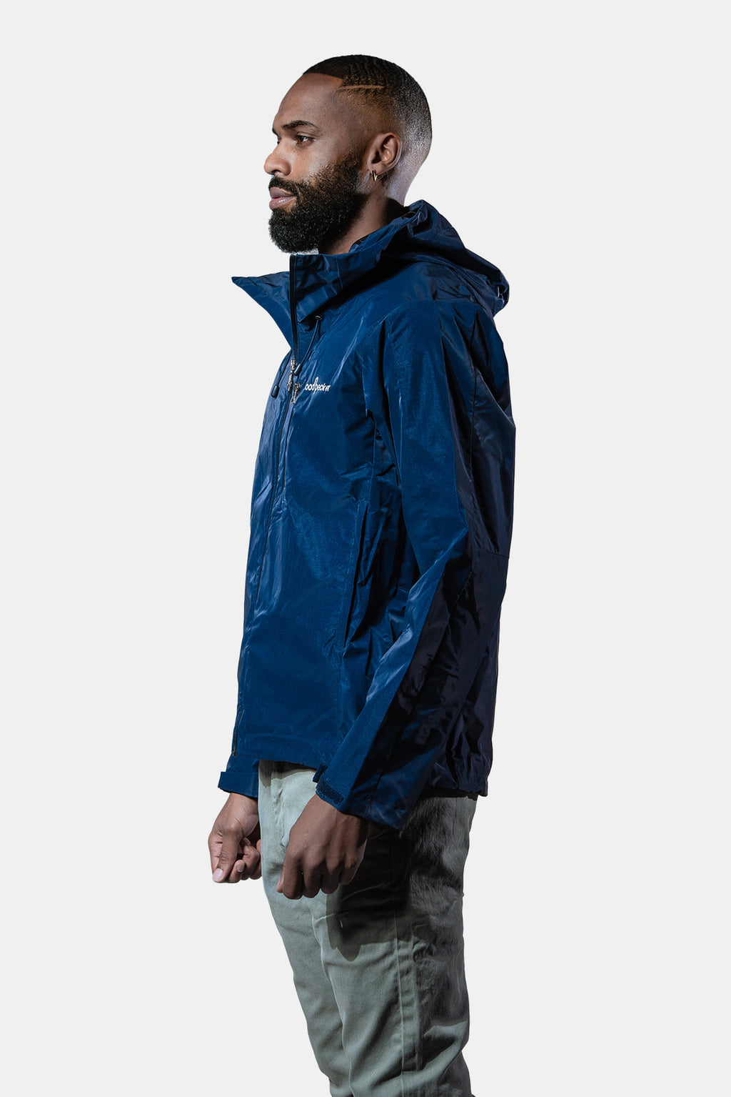 Mens Wind Shell Sapphire Diamond