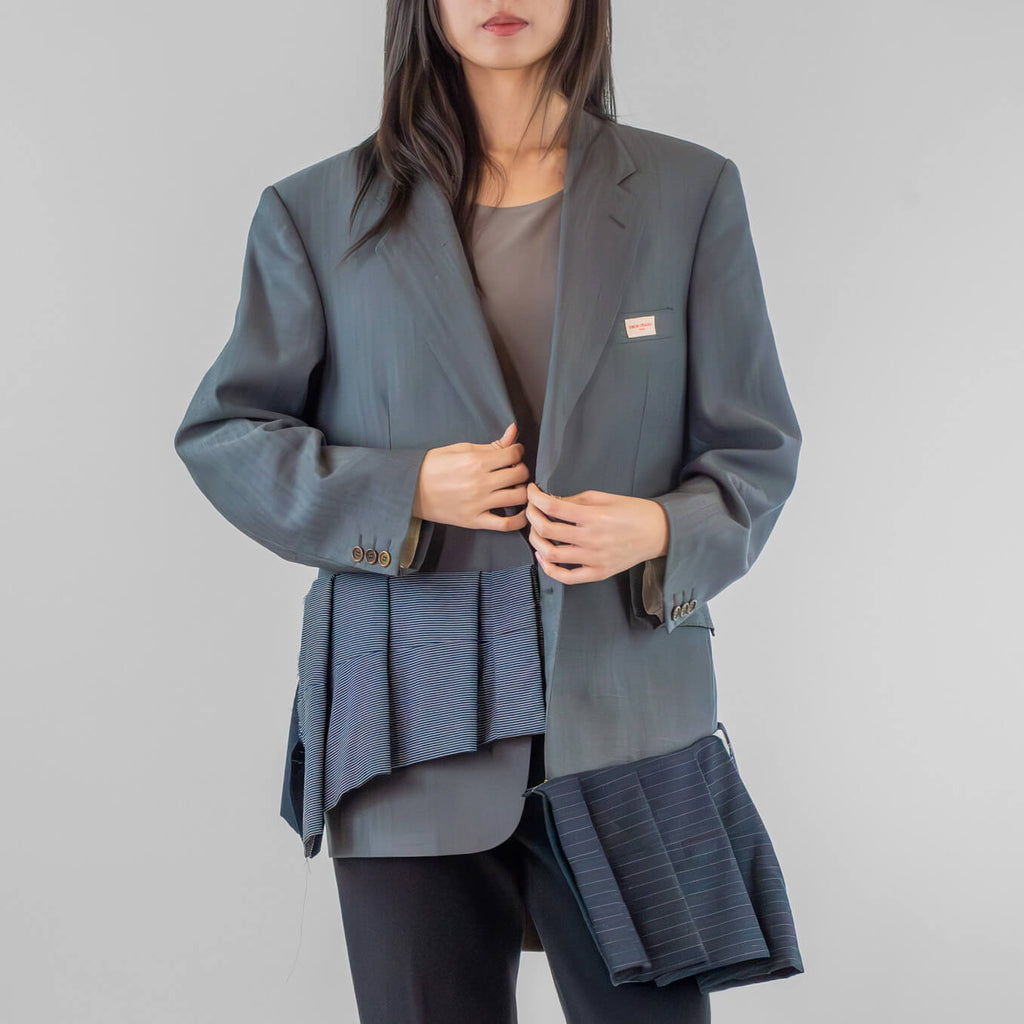 Pleated asymmetrically skirt Jacket