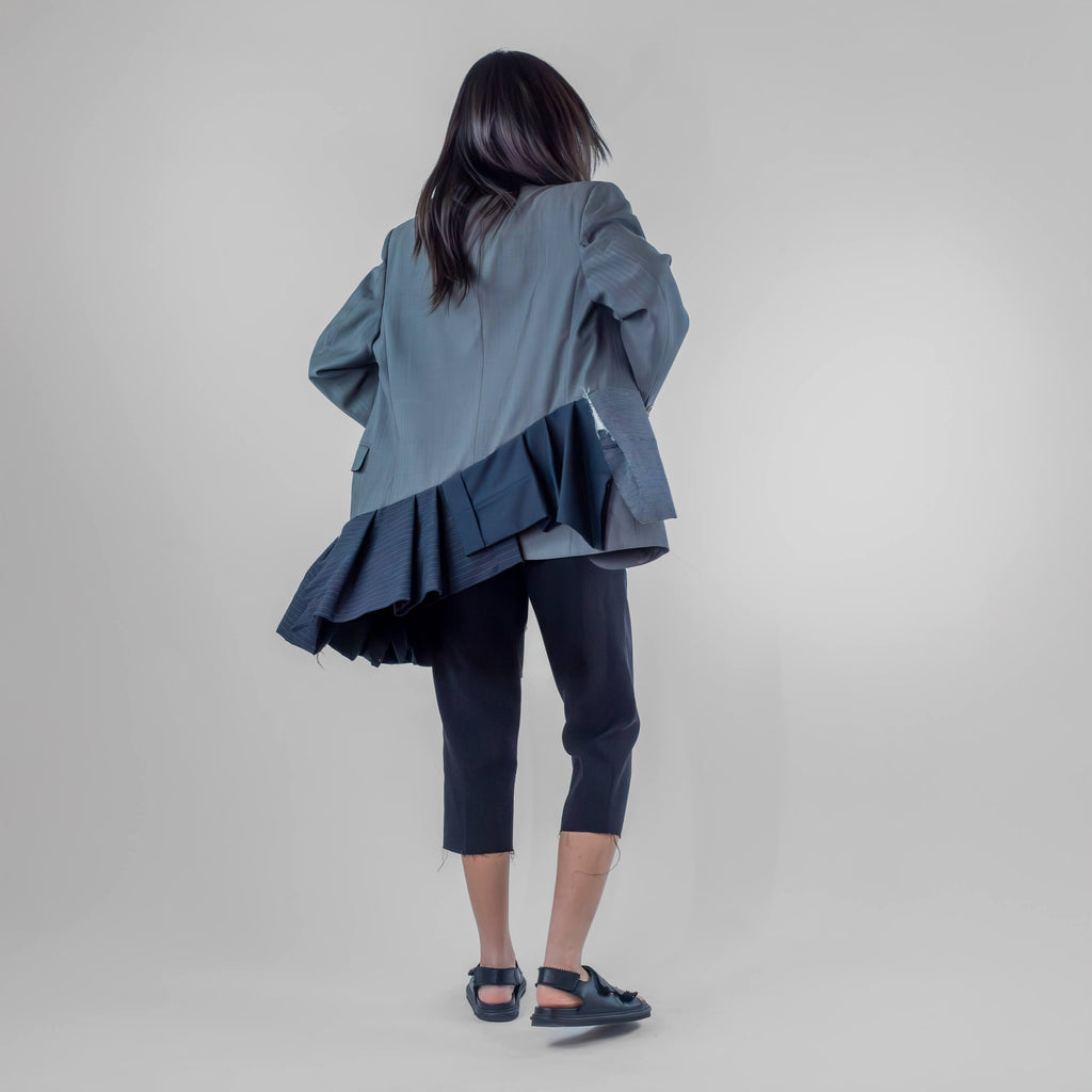 Pleated asymmetrically skirt Jacket