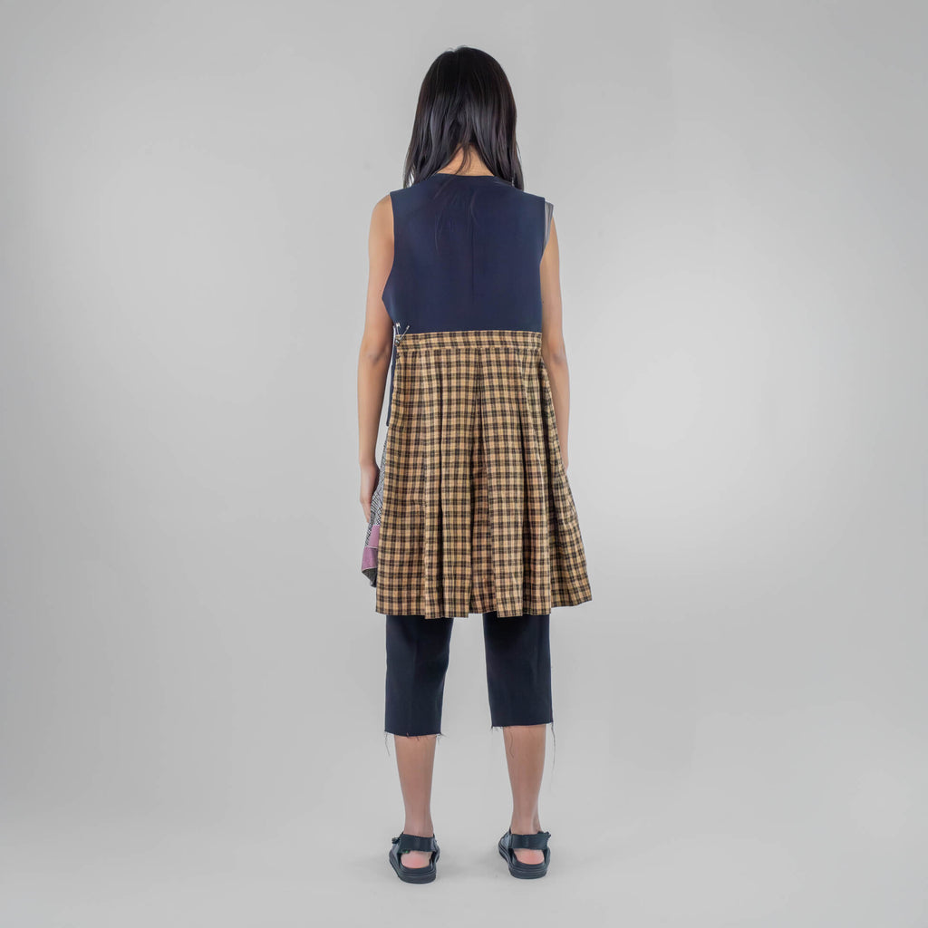 2 Spirit Plaid Vest