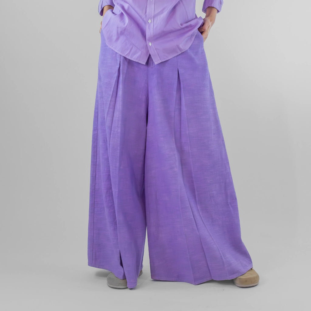 Wide Leg Pleated Trousers