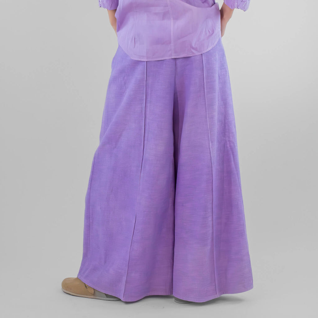 Wide Leg Pleated Trousers